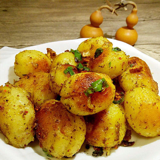 ★【无农残，健康安全】恩施富硒新鲜小土豆 商品图4