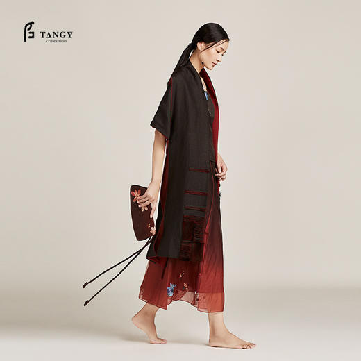 TANGY Collection天意莨绸重工贴条披肩 商品图1