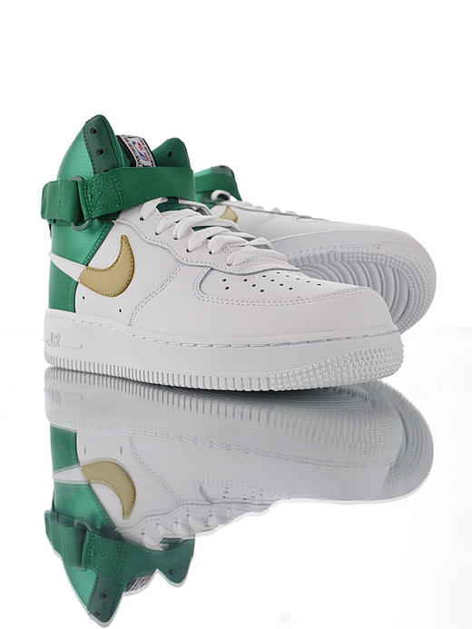 耐克 Nike Air Force 1 '07 NBA限定 采用硬质头层牛皮革 内置全掌air sole气垫 整型机台工艺后跟定型效果 空军一号低帮板鞋 皮革白黑夜蓝丝绸拼接钩 白黑丝绸拼接钩 商品图9