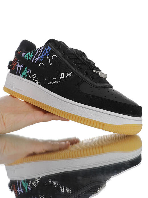耐克Travis Scott X Nike Air Force 1 Low Zipper 斯科特联乘 多块原厂面料拼接 可拆卸设计拉链装置 商品图2