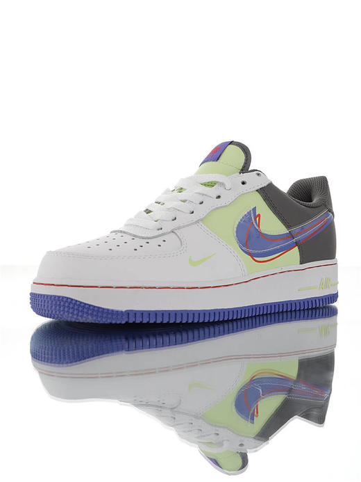 耐克Nike Air Force 1 '07 Low 3D元素注入 原模具开发打造 采用硬质移膜革材质 内置全掌air sole气垫 商品图0