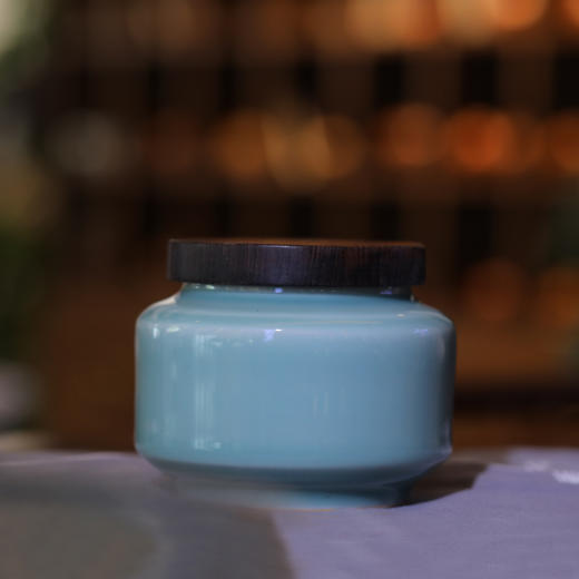 澜沧古茶茶具【龙泉青瓷藏养罐】木盖密封口不含茶叶 商品图2