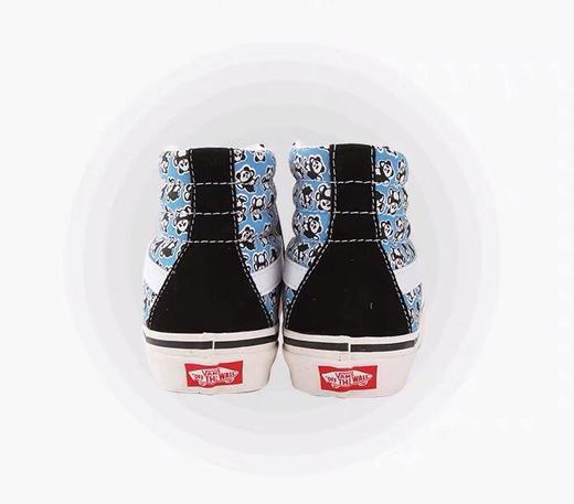 经典安纳海姆已司空见惯VANS 带你玩点不一样的。将SK8-H| 38 DX、ERA 95DX糅合富有设计感的熊猫印花与色彩美学，带来更新颖潮流的街头风格，掀起熊猫印花风潮。型号：TJ59 商品图5