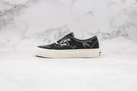 万斯 低帮 枫叶 棕榈叶帆布 黑色Vans Vault OG Authentic LX高端支线19SS男女低帮板鞋   Size ：35-44 硫化 商品图0