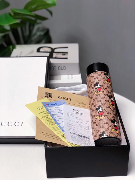 点此购买 GUCCI温度显示保温杯 转141706 商品图8
