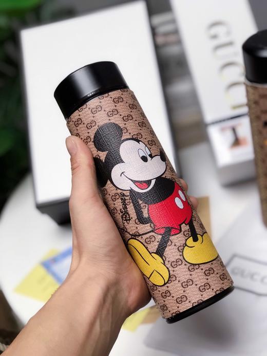 点此购买 GUCCI温度显示保温杯 转141706 商品图1