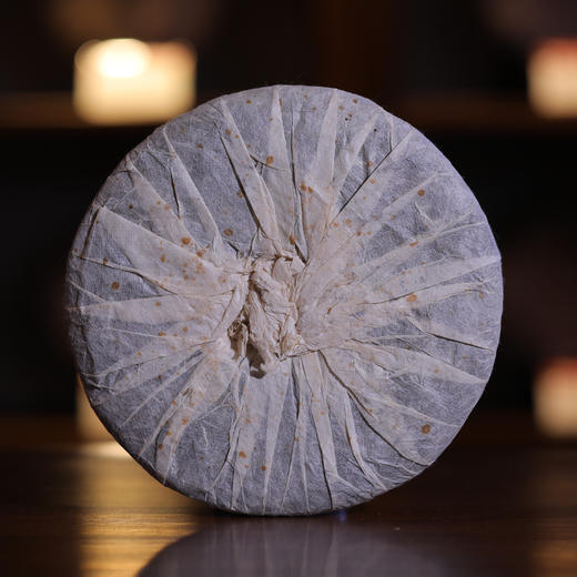 澜沧古茶2004年邦崴古树茶大饼纯料普洱老生茶400g 商品图1