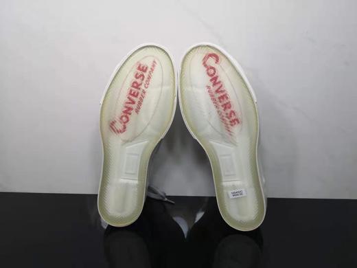 英国著名潮流店铺联名Foot Patrol x Converse Chuck Taylor 1970 High’Natural’高帮硫化休闲运动板鞋“鸳鸯鞋面米白灰”165492C 商品图3