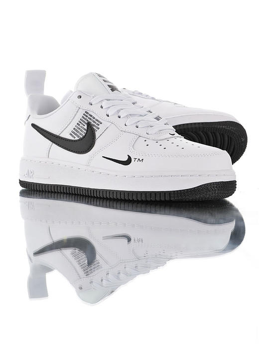 耐克Nike Air Force 1 ´07 Low Premium 采用荔枝纹牛皮革 内置全掌air sole气垫 空军一号经典百搭休闲运动板鞋 黑银光绿骚粉黑白黑双钩 商品图2