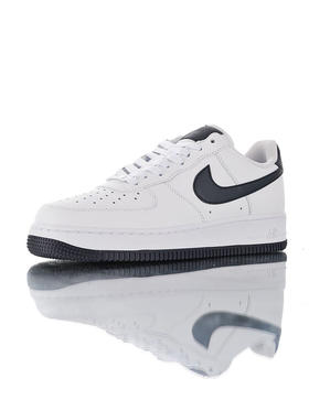 耐克Nike Air Force 1 ´07 Low Premium 原模具开发 采用硬质荔枝纹纹牛剖革 内置全掌air sole气垫 皮革白午夜蓝钩配色