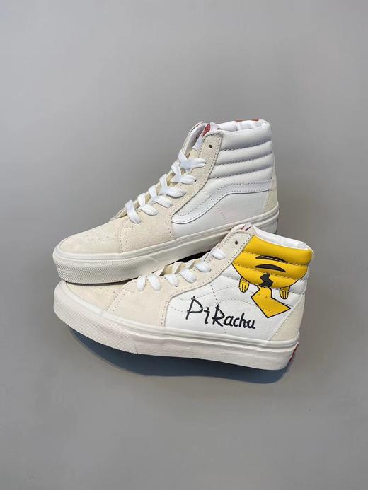 神奇宝贝系列x Vans Sk8-Mid 联名合作款 白色 黑色 万斯经典高帮硫化板鞋  Size：35 36 36.5 37 38 38.5 39 40 40.5 41 42 42.5 43 44 商品图3