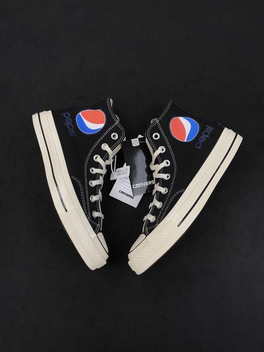 匡威百事可乐 Converse x Pepsi重磅联名  Chuck Taylor 1970S标志字母印花帆布鞋男女情侣板鞋，黑色 白色 高帮百搭真标硫化帆布板鞋。 商品图4