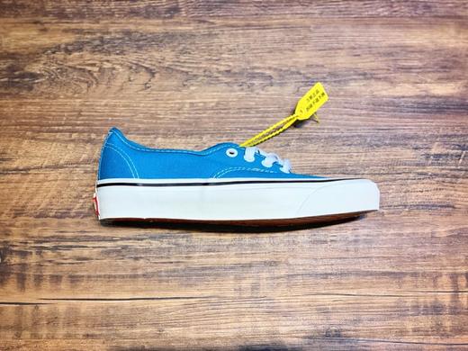 Vans Authentic 安纳海姆系列 夏日小清新帆布硫化板鞋  尺码：35  36 36.5 37 38 38.5 39 40 40.5 41 42 42.5 43 44 商品图3