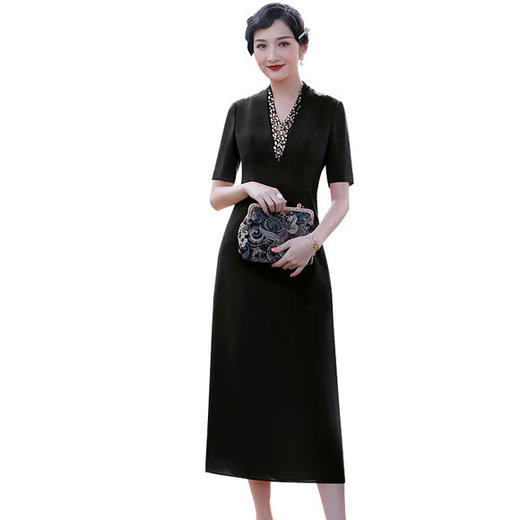 DLQ-A2008新款优雅气质钉珠礼服裙 商品图3