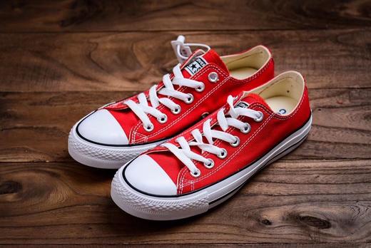 【致敬经典】Converse匡威 Chuck Taylor经典常青款升级蓝底真标 帆布硫化鞋 原盒 正确版型 原底原面 蓝色 黑色 白色 红色 黑色 低帮 高帮【偏大一码】码数：35--44 商品图7