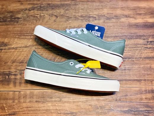 Vans Authentic 安纳海姆系列 夏日小清新帆布硫化板鞋  尺码：35  36 36.5 37 38 38.5 39 40 40.5 41 42 42.5 43 44 商品图11