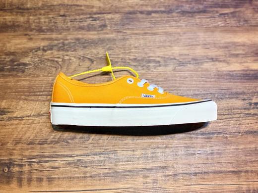 Vans Authentic 安纳海姆系列 夏日小清新帆布硫化板鞋  尺码：35  36 36.5 37 38 38.5 39 40 40.5 41 42 42.5 43 44 商品图12