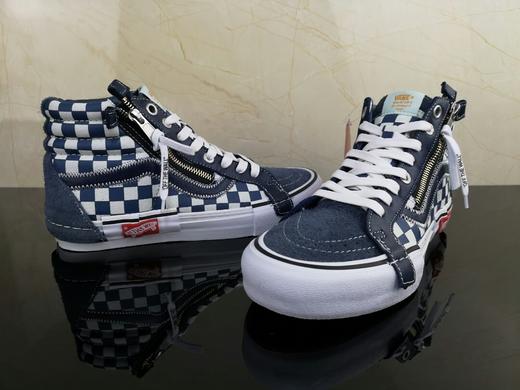 新一代解构Vans Vault Sk8-Hi Cap LX 解构主义高帮帆布板鞋 棋盘格 灰格子 白格子 蓝格子 质感十足的翻毛皮、拉链设计、粗犷的走线，都颇具辨识度  Size：40--44 商品图10