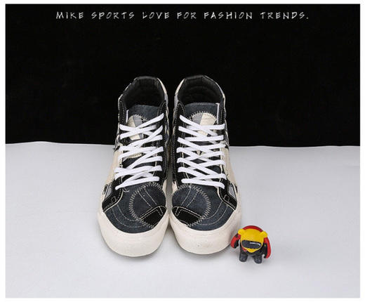 Vans 范斯 SK8-Hi Bricolage LX新一代解构拼接刺绣高帮 不仅在材质用料上更为高级 在设计方面独具个性 特别的设计以及高工艺的刺绣补丁使得制作耗时较长 黑灰 白蓝 白色 粉色 灰色 商品图11