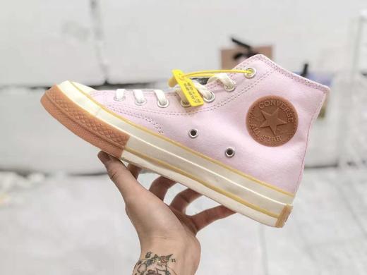 匡威CONVERSE Chuck 70 Pop 高帮复古帆布鞋男女同款 真标 硫化工艺，聚氨酯硅蓝PU中底、原楦开发版型原标原盒制官网爆火 粉色 灰色 白色货号：165719C 鞋码：35--39 商品图1