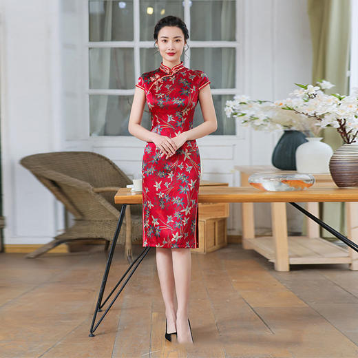 上海旗袍厂TZRY-C2002高端定制唯美复古潮流宴会红色礼服旗袍 商品图0