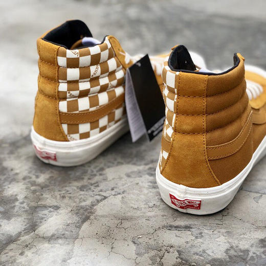 VANS SK8-Hi Style 138 LX Vault高端硫化支线鸳鸯棋盘格高帮半月包头红白板鞋 官方货号：VN0A3DP9VQC 红格 蓝格 黄格 黑格 尺码：35-44 商品图11