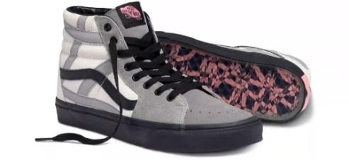 鼠年限定 Vans 携手中国当代艺术家赵赵 ZHAOZHAO 将老鼠的地下世界呈现于现实空间中 以独特视角展现全新鼠年生肖联名系列 透明 低帮灰色 低帮灰黑 低帮黑红 低帮灰红 型号:JL102 商品图4