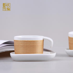 一滴咖啡杯
