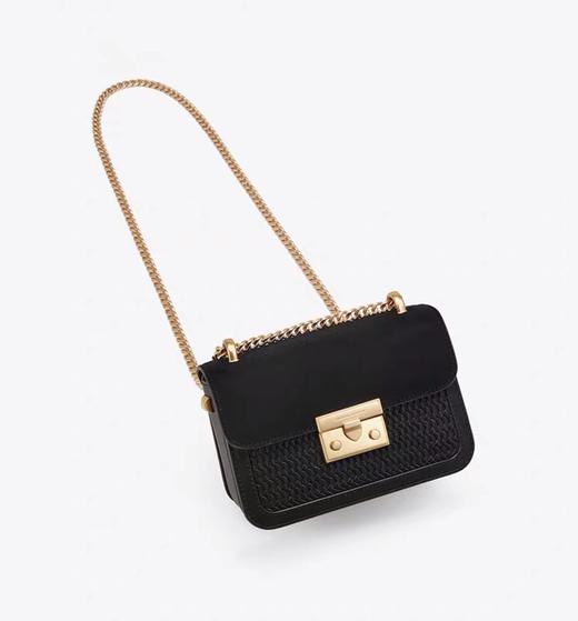 【授权商品】CHARLESKEITH单肩包CK2-80700798编织斜挎黑色小方包链条包婚包 商品图0