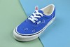 你们最期待的 Vans Vault「腰果花」来了！配色采用红、绿、蓝三色制作鞋身💯 35-44 商品缩略图4