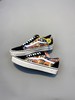 Vans/范斯 亚洲限定联名 Disney MICKEY MOUSE 米奇90周年纪念款高低帮男女板鞋情侣帆布鞋。  码数：35-44（偶数带半码）  工艺：硫化1:1 商品缩略图6