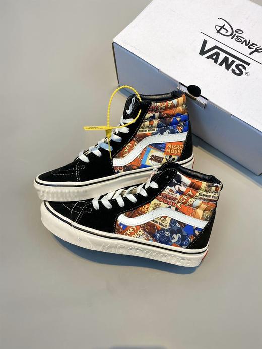 Vans/范斯 亚洲限定联名 Disney MICKEY MOUSE 米奇90周年纪念款高低帮男女板鞋情侣帆布鞋。  码数：35-44（偶数带半码）  工艺：硫化1:1 商品图5