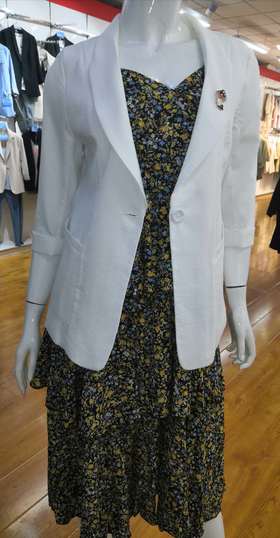 秋儿2012百搭时尚小西服