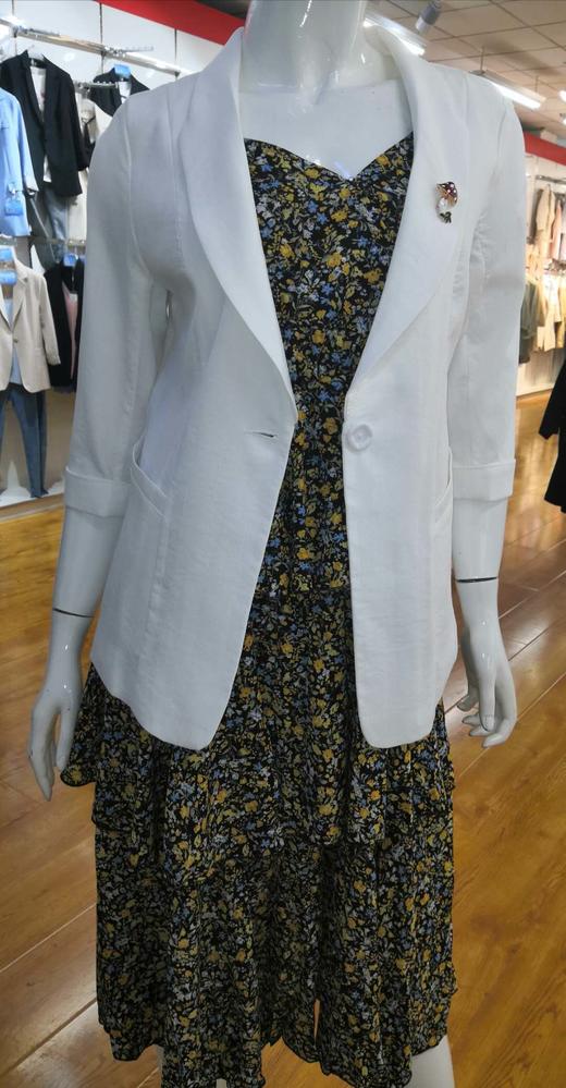 秋儿2012百搭时尚小西服 商品图0