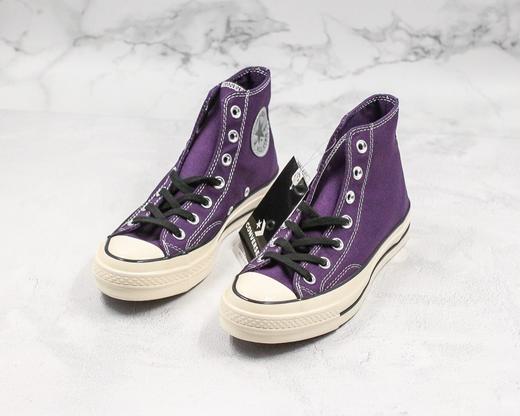 Converse 1970s CTAS全新系列采用热门色荧光橘、橄榄绿、帝王紫、三色，搭配撞色黑色鞋带，最具特色的内腰3m反光标，光线带来震撼的视觉冲击。  🌵Size：35-44 商品图5