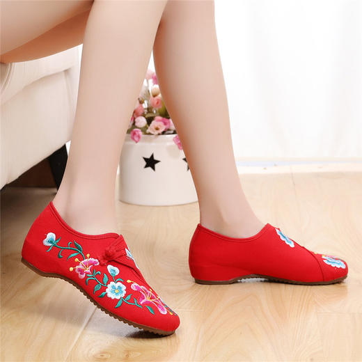SMY-6521春夏季新款牛筋底内增高老北京绣花古风汉服布鞋 商品图2