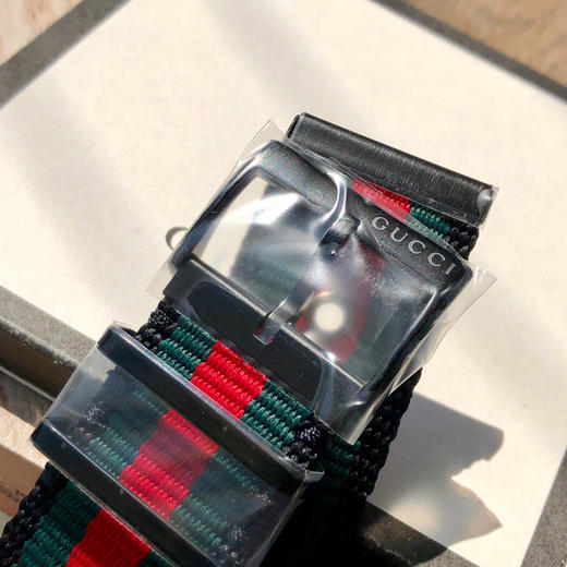 原单品质 古驰Gucci石英男表，罕有的方形大表盘设计，搭配色彩鲜亮的布带，简直是男神们的吸睛法宝，六针多功能石英码表 商品图8