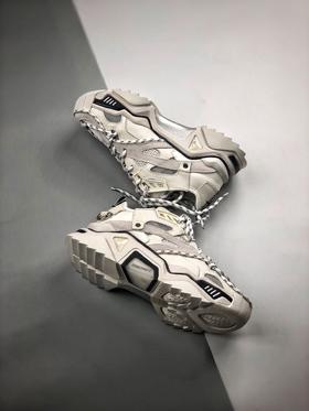 CALVIN KLEIN 205W39NYC  CK老爹鞋 剔除巴黎世家的厚重，重新定义老爹鞋的风向 Size：35-45