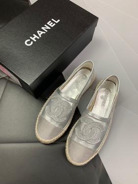 CHANEL ESPADRILLES 香奈儿 网纱 渔夫鞋万年长青款 各路美妞均能轻松驾驭 一鞋难求 🎉 尺码：35 36 37 38 39