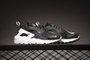 Nike Air Huarache Run Qs耐克华莱士一代经典休闲鞋芝加哥限定版 商品缩略图2