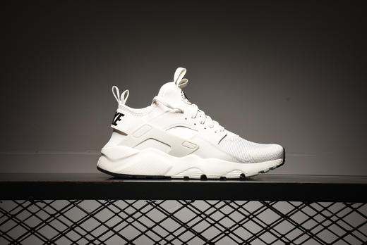 耐克Nike Air Huarache华莱士四代网面透气跑步鞋 商品图10