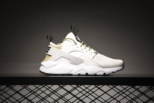 耐克Nike Air Huarache华莱士四代网面透气跑步鞋 商品图4