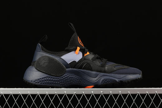 耐克NIKE HUARACHE E.D.G.E. TXT QS  华莱士7代机能跑步鞋 商品图8