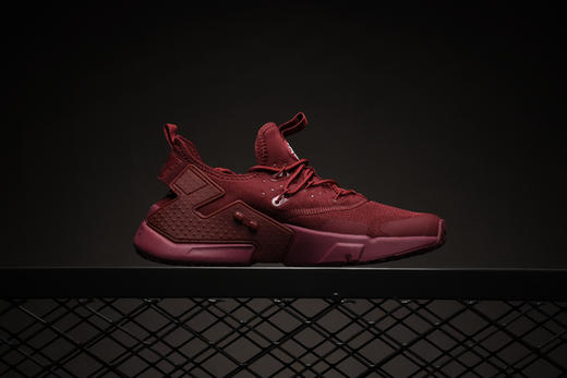 耐克华莱士六代Nike Air Huarache 网面跑步鞋 商品图0