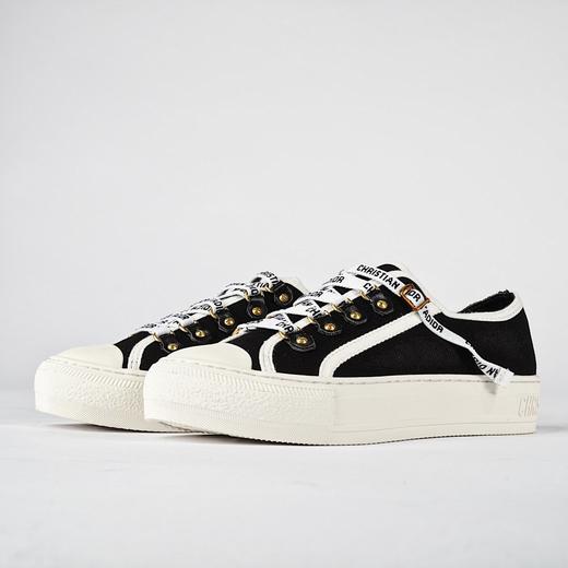 市面唯一3D电绣版本  Dior 迪奥20S 春季走秀爆款 全网热销中   Size 35--40 商品图3