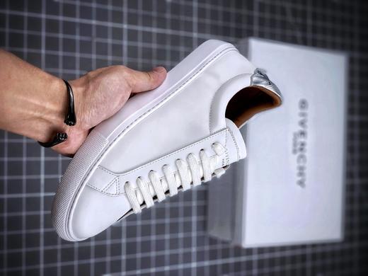 Givenchy 纪梵希小白鞋 2020年新款 原版无胶工艺  丝绸牛皮定制 #高周波冲印的高密EVA脚垫 #鞋跟内里及鞋垫采用 原版哑光皮 Size：35--44 商品图4