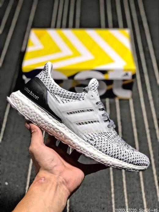 Adidas 阿迪达斯 爆米花 ub 跑鞋 Ultra Boost 3.0 “Black-White” 货号BA8842 尺码36-47 商品图1