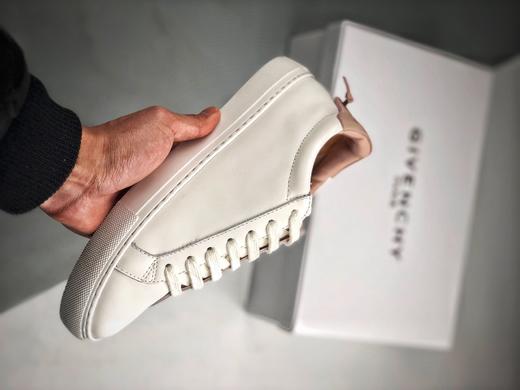 Givenchy 纪梵希小白鞋 2020年新款 原版无胶工艺  丝绸牛皮定制 #高周波冲印的高密EVA脚垫 #鞋跟内里及鞋垫采用 原版哑光皮 Size：35--44 商品图9