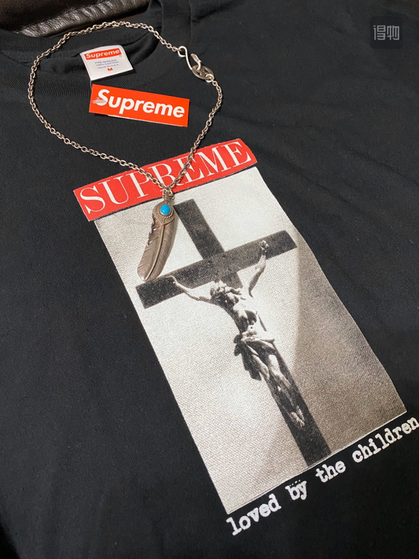 supreme十字架短袖细节,supreme十字架短袖 十字架 supreme 20ss loved by the children tee/男