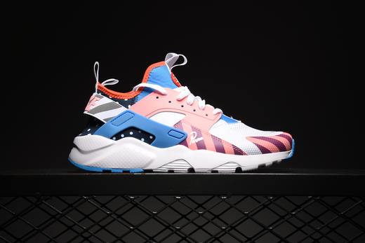 耐克HUARACHE E.D.G.E. TXT QS 华莱士机能跑步鞋AV3598-002 商品图3